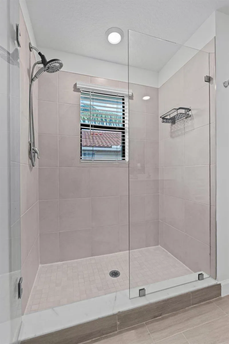6001 Woods Edge Circle Riviera Beach, FL 33410
