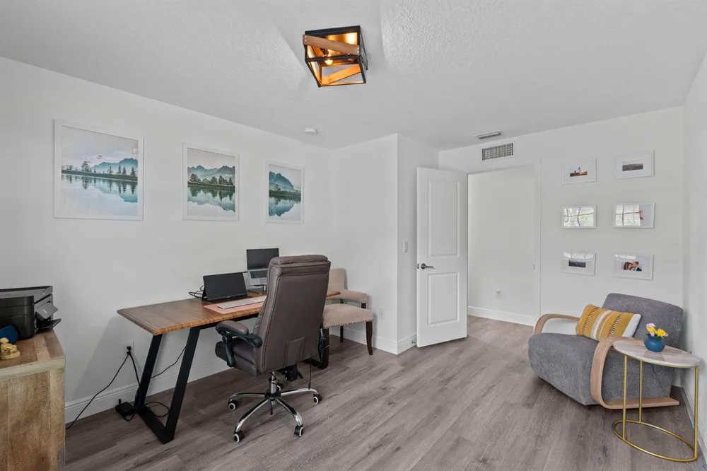 6001 Woods Edge Circle Riviera Beach, FL 33410