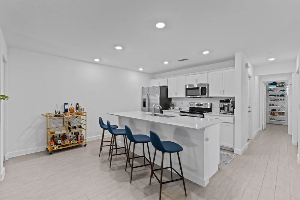 6001 Woods Edge Circle Riviera Beach, FL 33410