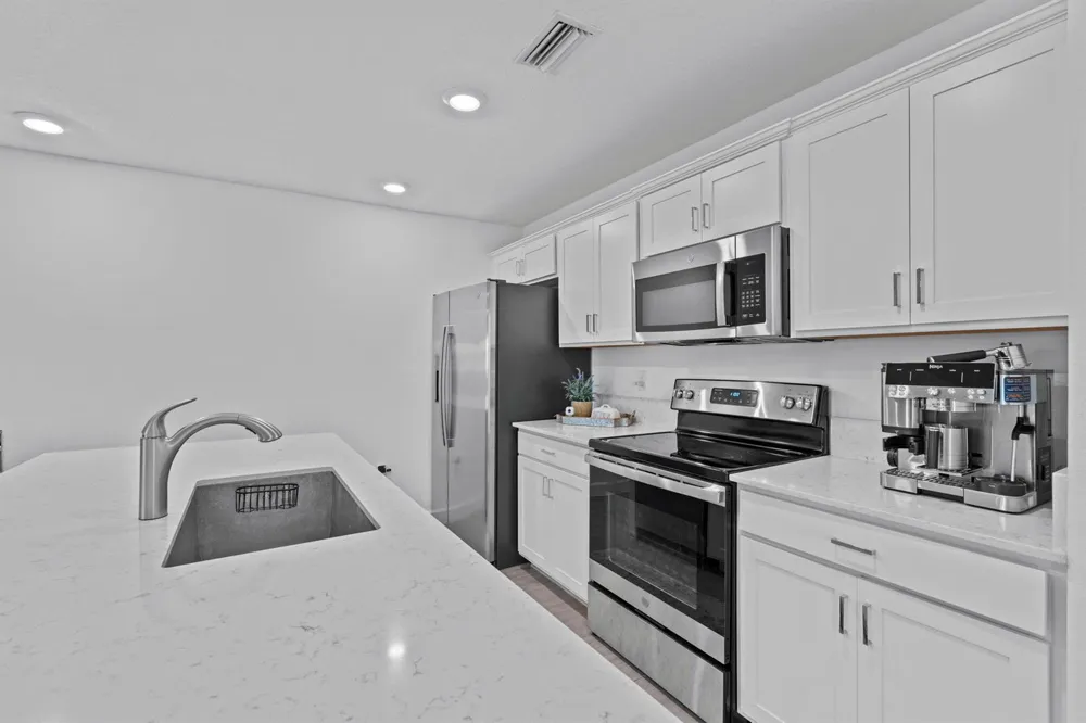 6001 Woods Edge Circle Riviera Beach, FL 33410
