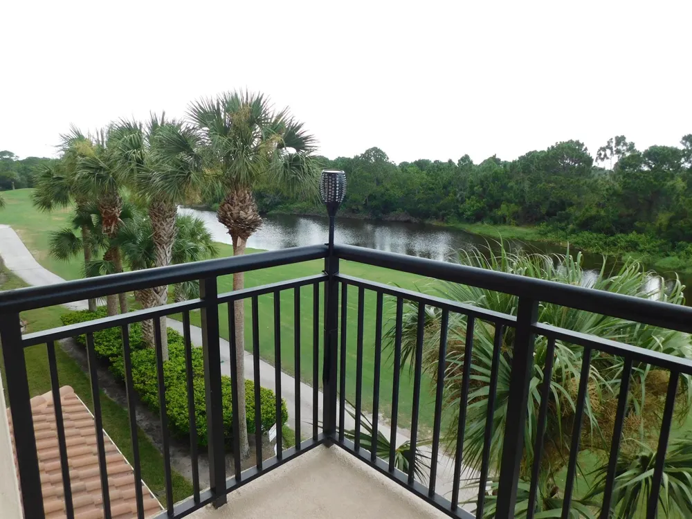 4190 Gator Greens Way #35 Fort Pierce, FL 34982