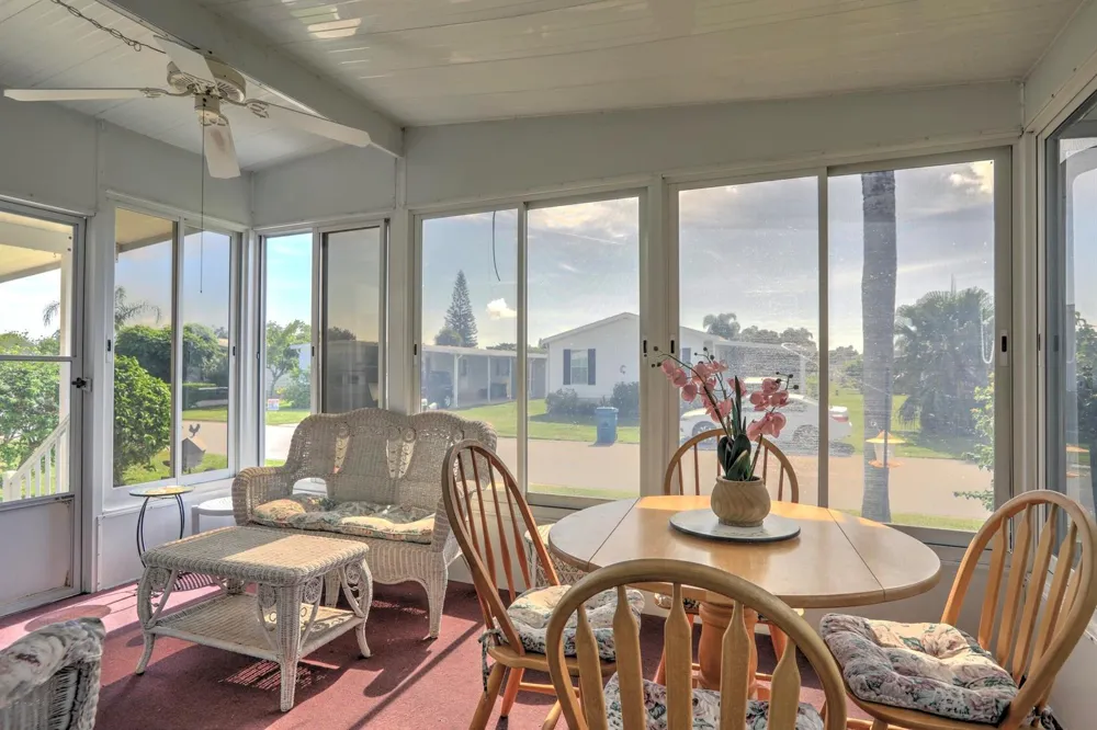 912 Oriole Circle Barefoot Bay, FL 32976