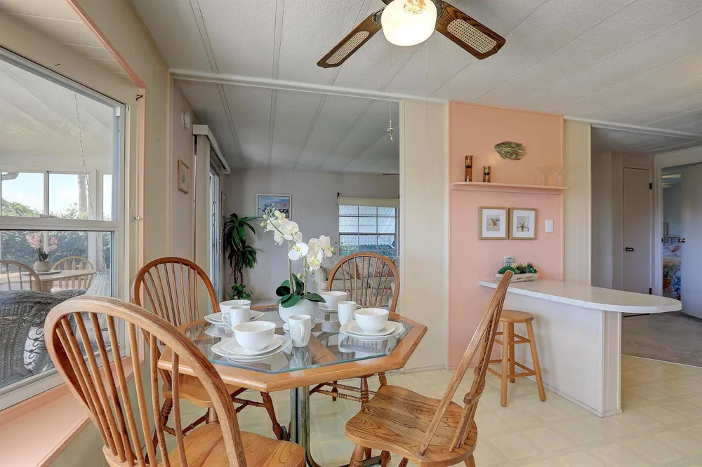 912 Oriole Circle Barefoot Bay, FL 32976