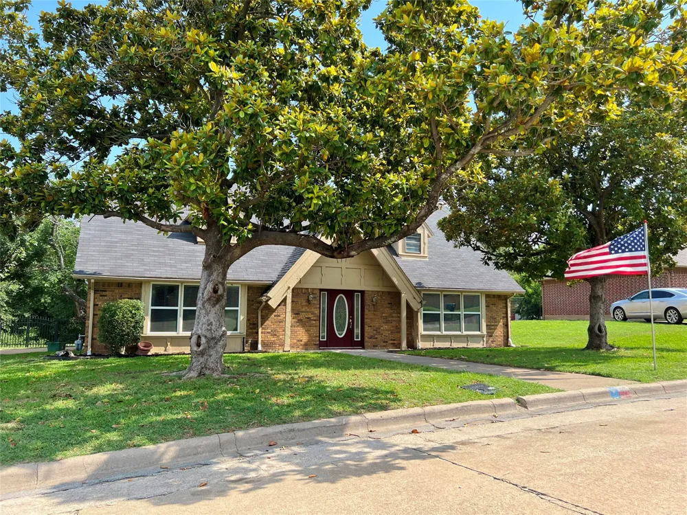 508 Trail Lake Place Midlothian, TX 76065
