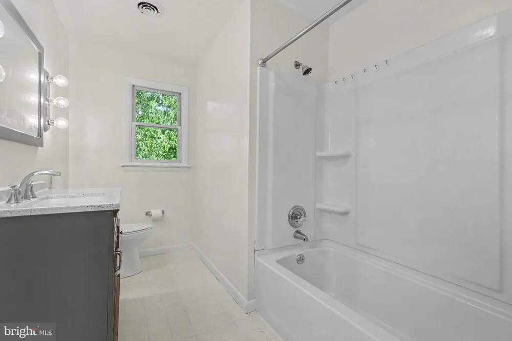 55 RIDGEVIEW ROAD Hummelstown, PA 17036