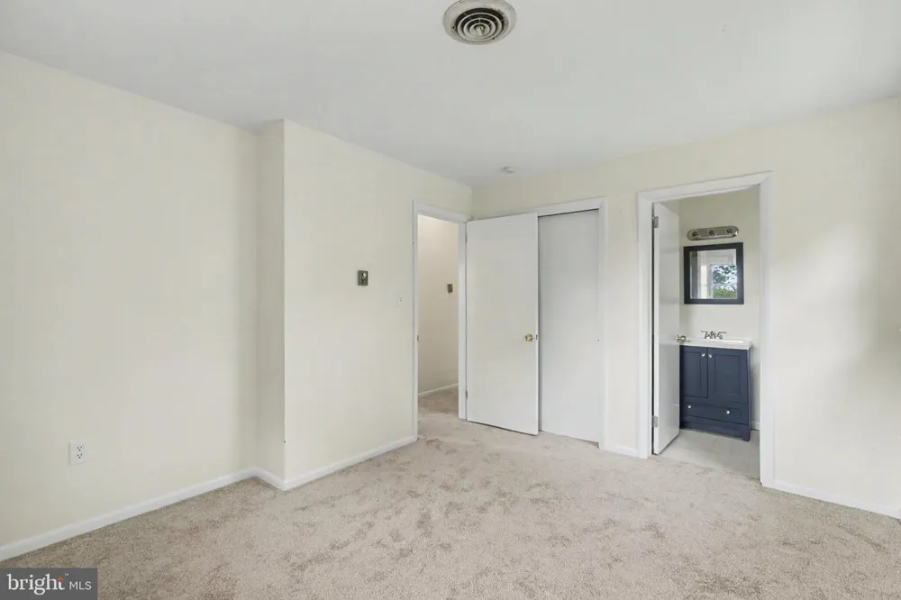 55 RIDGEVIEW ROAD Hummelstown, PA 17036