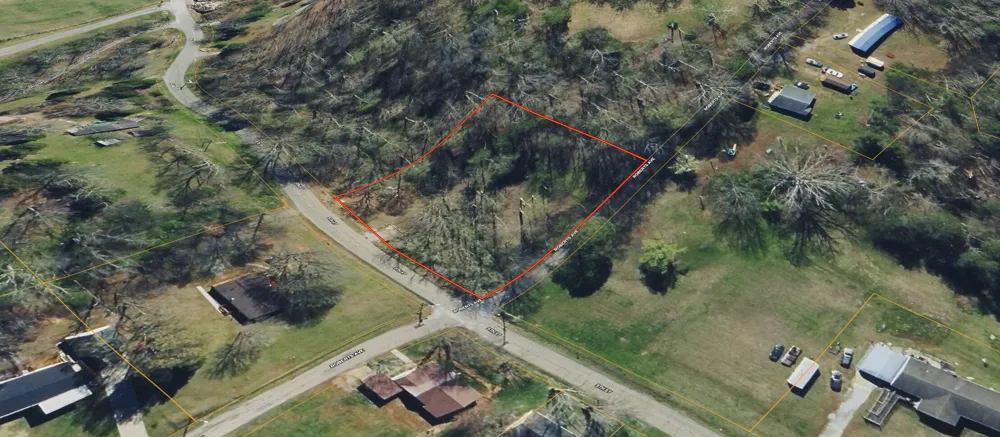 1119 5th Street Etowah, TN 37331
