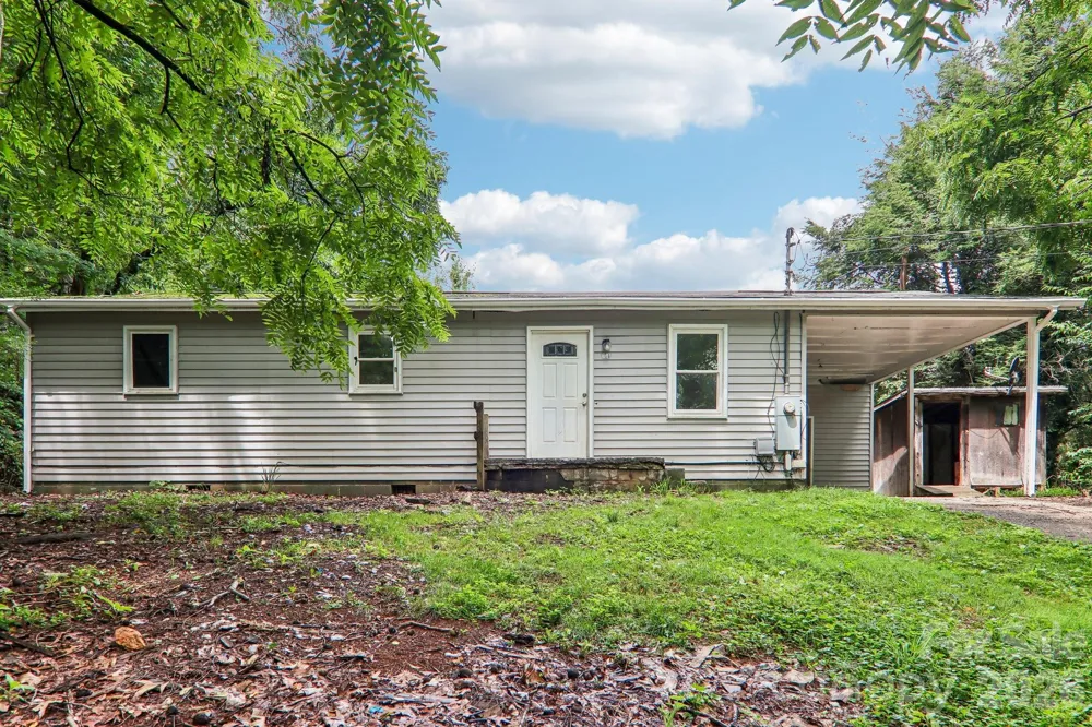 24 Bryson Street Waynesville, NC 28786