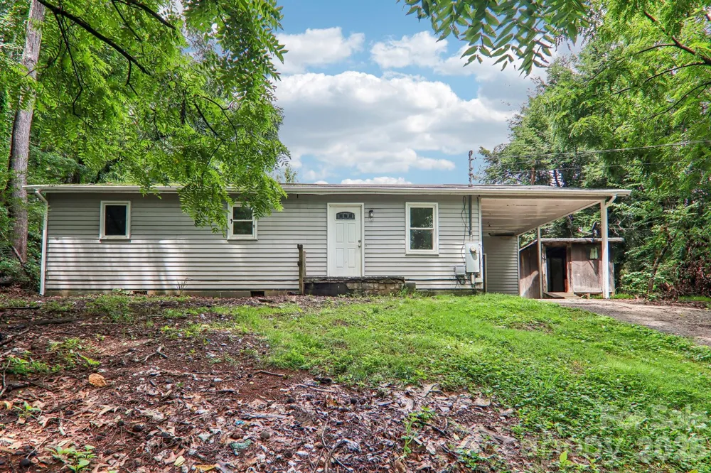 24 Bryson Street Waynesville, NC 28786