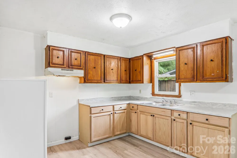 24 Bryson Street Waynesville, NC 28786