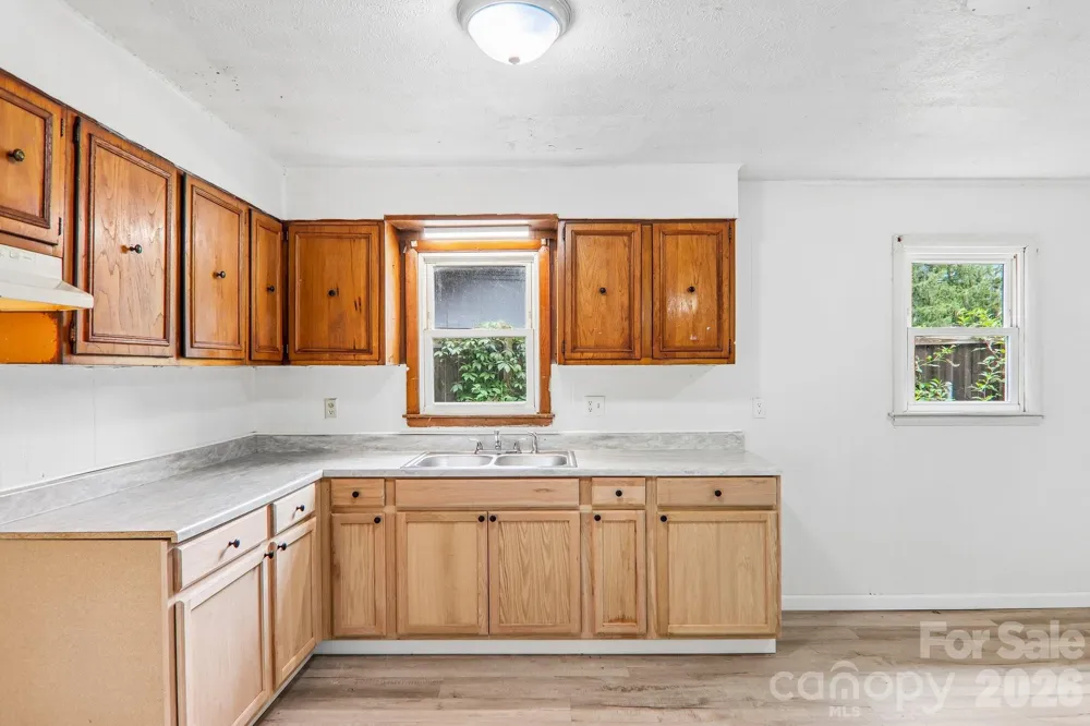 24 Bryson Street Waynesville, NC 28786