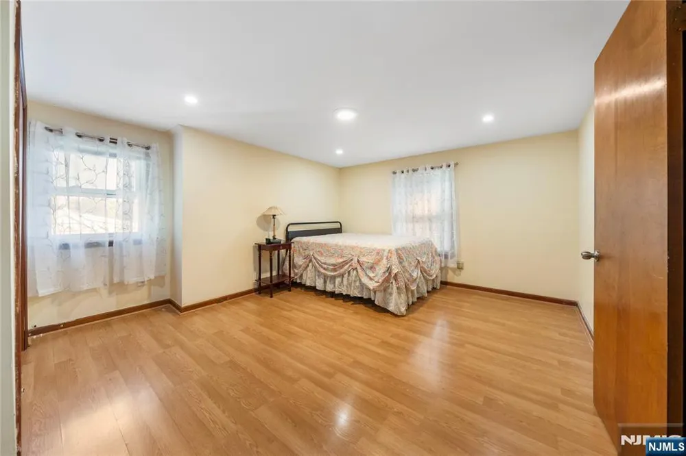 44 Sunnyside Road West Orange, NJ 07052