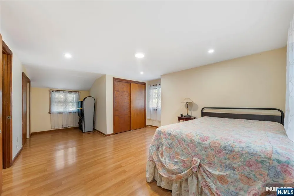 44 Sunnyside Road West Orange, NJ 07052