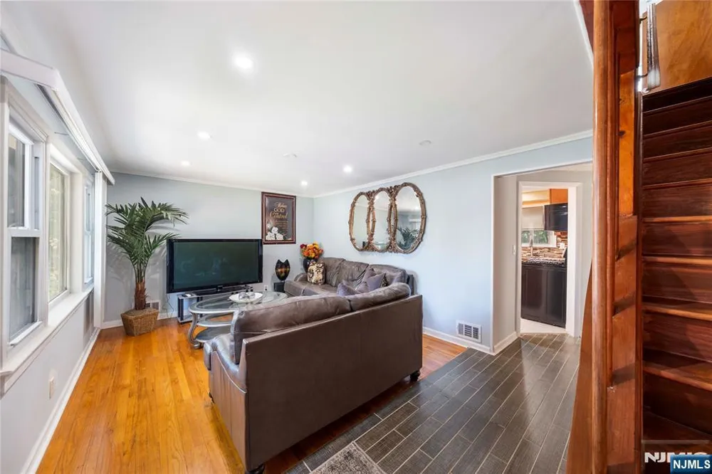44 Sunnyside Road West Orange, NJ 07052