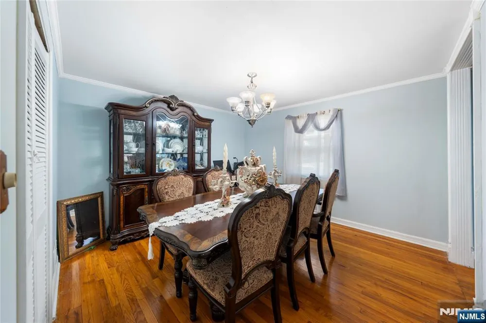 44 Sunnyside Road West Orange, NJ 07052