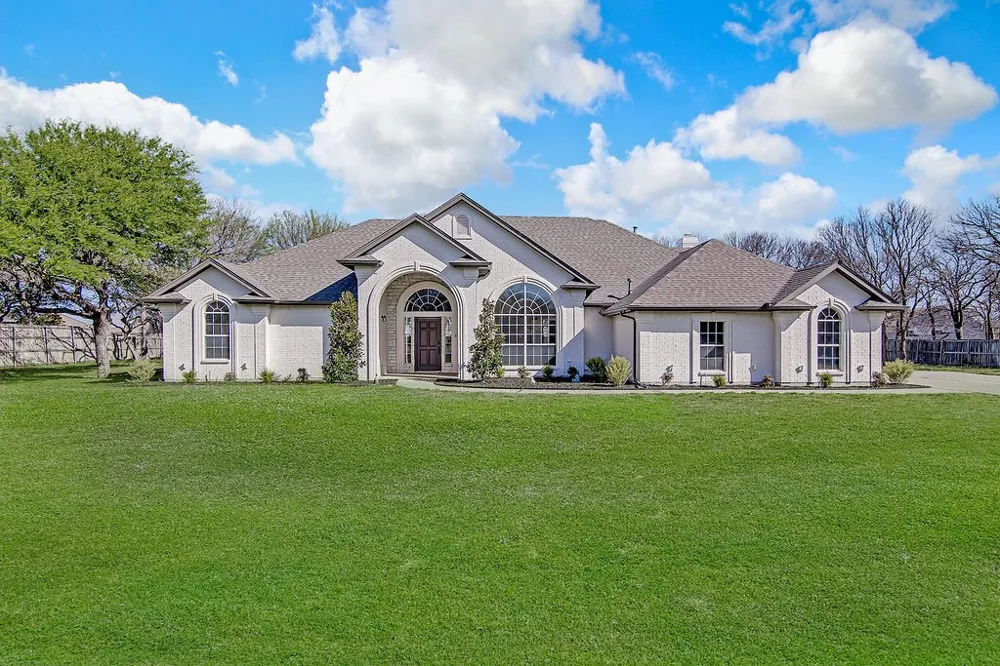 125 Devon Court Weatherford, TX 76087