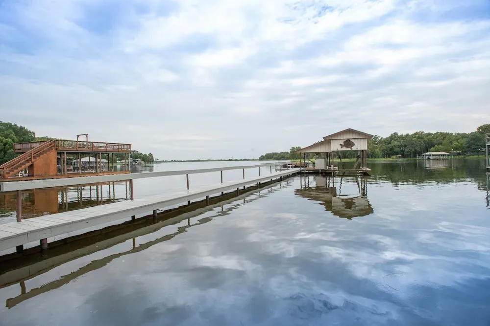 516 Arrowwood Beach Road Trinidad, TX 75163