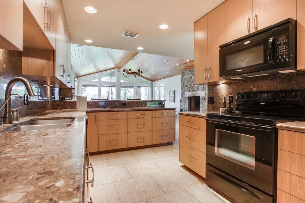 516 Arrowwood Beach Road Trinidad, TX 75163