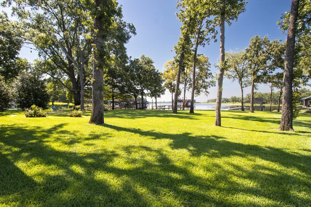 516 Arrowwood Beach Road Trinidad, TX 75163