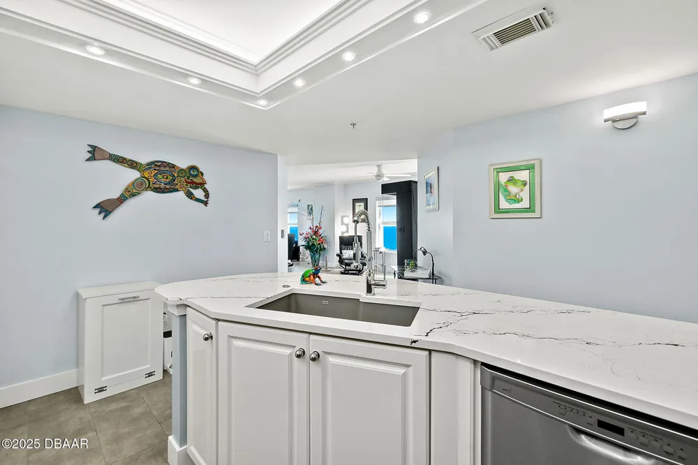 3425 S Atlantic Avenue #1206 Daytona Beach Shores, FL 32118