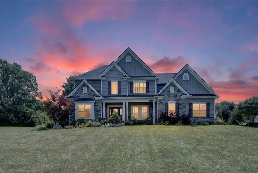 7982 Donegal Court Fenton, MI 48430