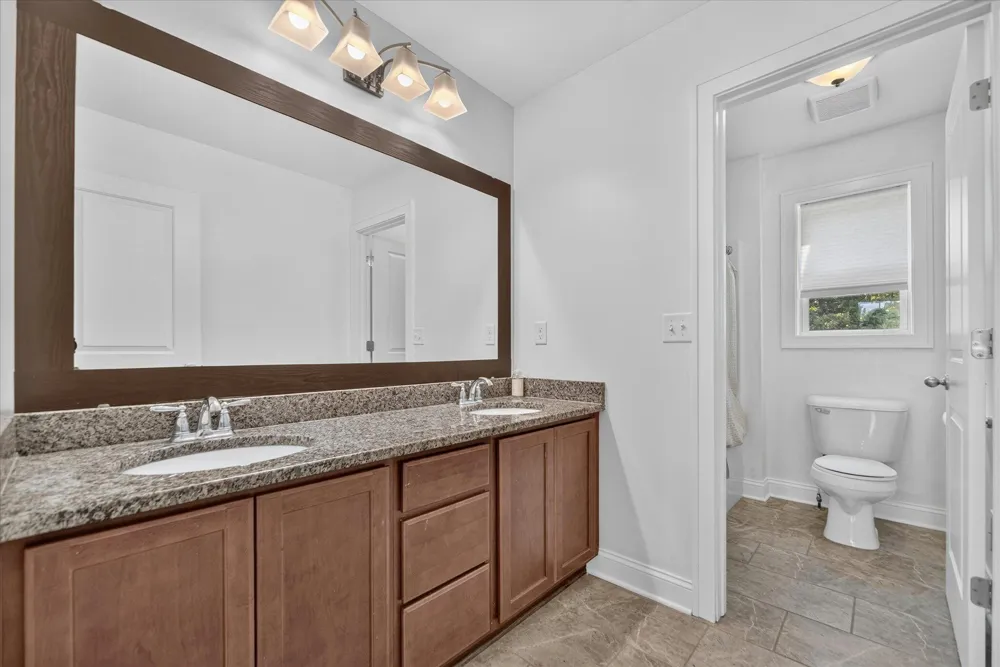 7982 Donegal Court Fenton, MI 48430