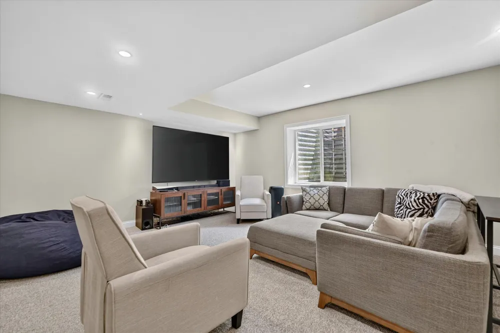 7982 Donegal Court Fenton, MI 48430