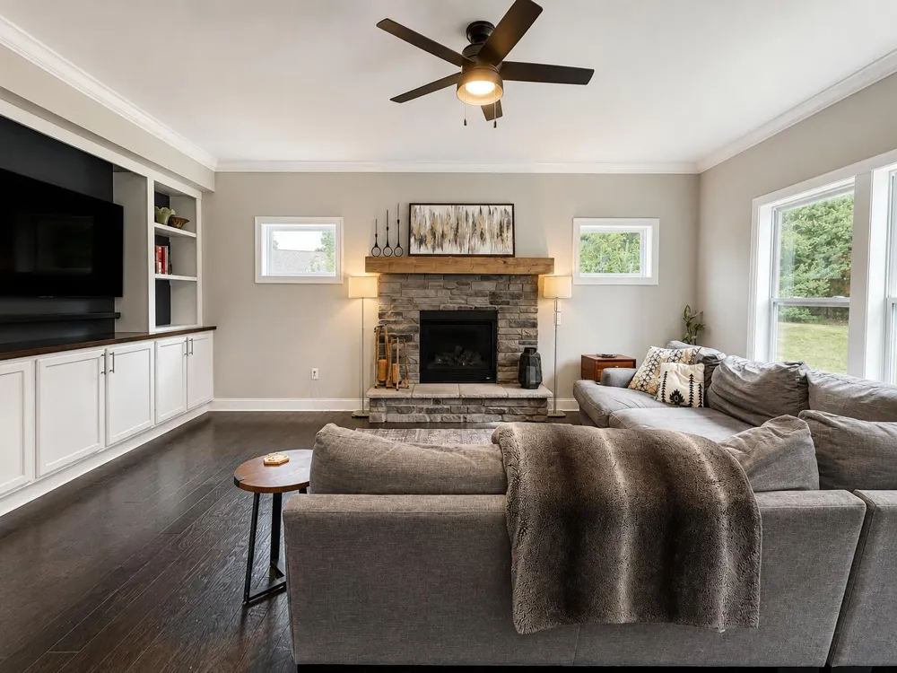 7982 Donegal Court Fenton, MI 48430