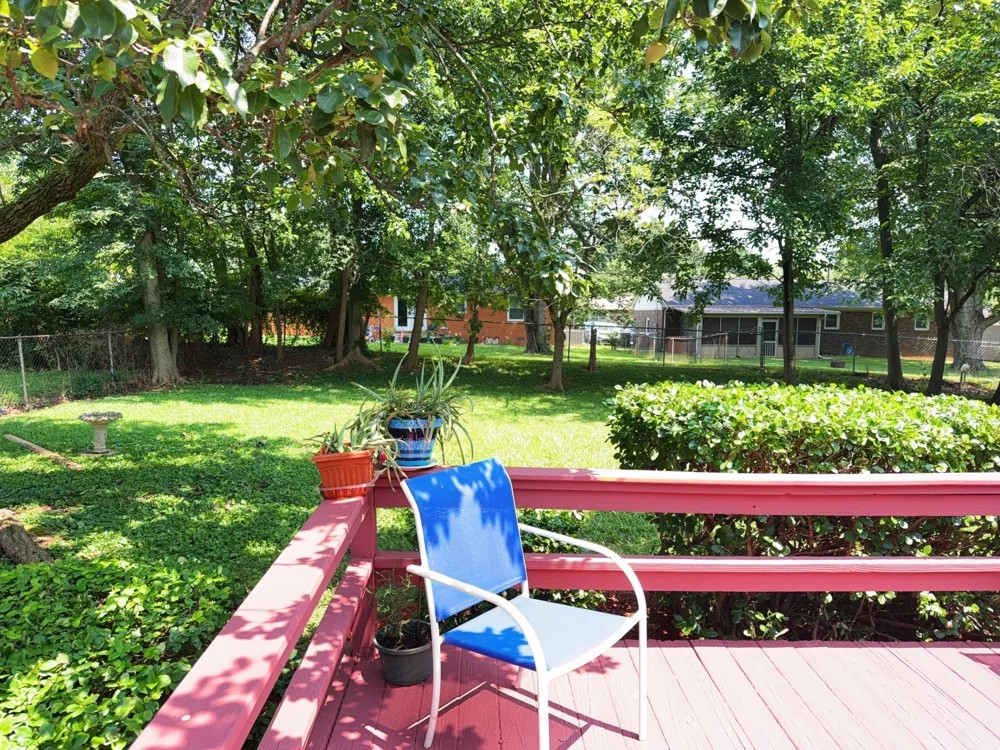 910 Springmont Dr Hopkinsville, KY 42240