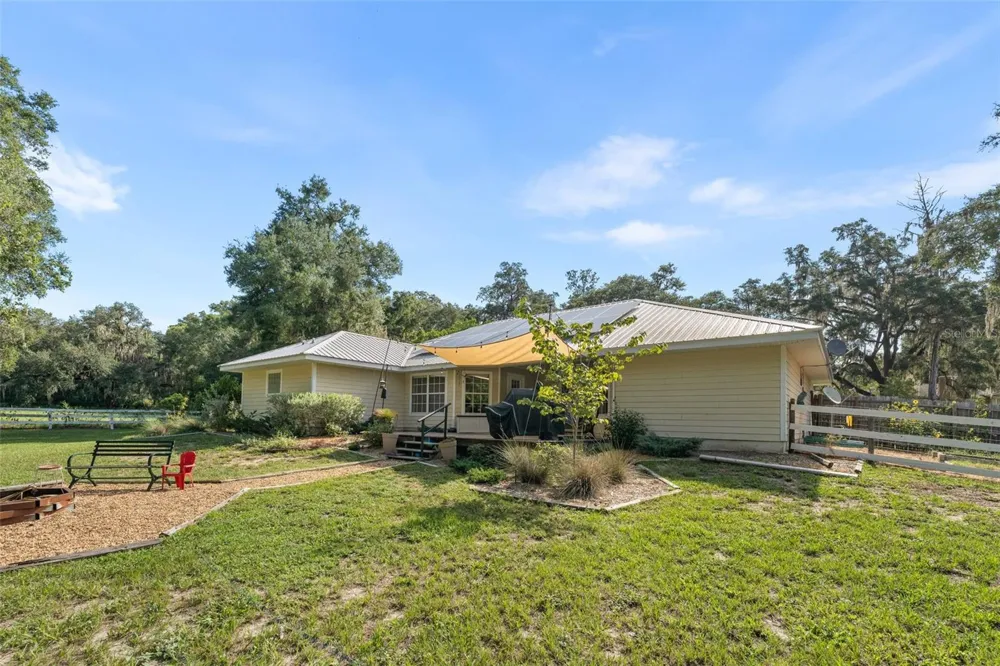 646 NE 2ND STREET Williston, FL 32696