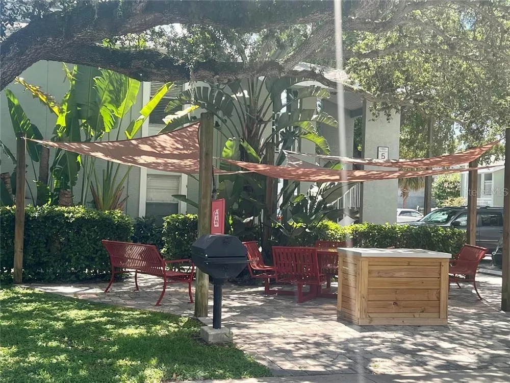 5440 S MACDILL AVENUE #2G Tampa, FL 33611