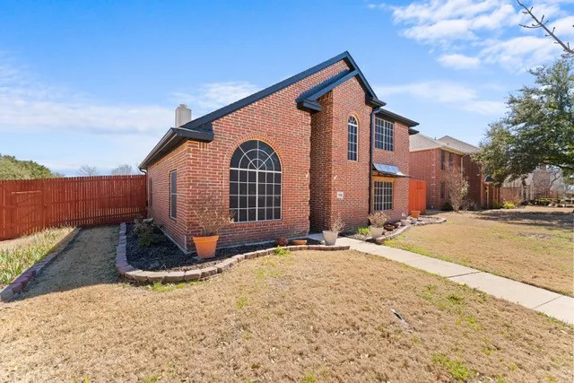 7022 Cottonwood Circle Sachse, TX 75048