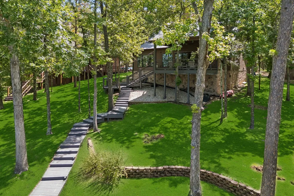 275 S Park Road Scroggins, TX 75480