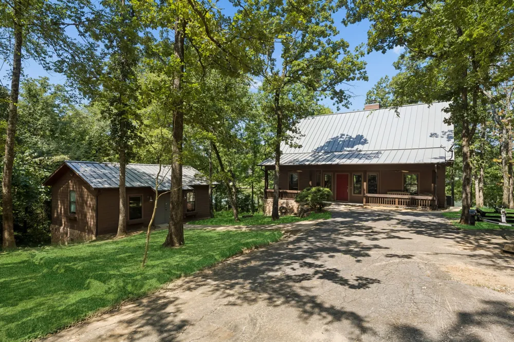 275 S Park Road Scroggins, TX 75480