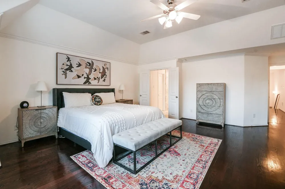 1111 W 26th Street Houston, TX 77008
