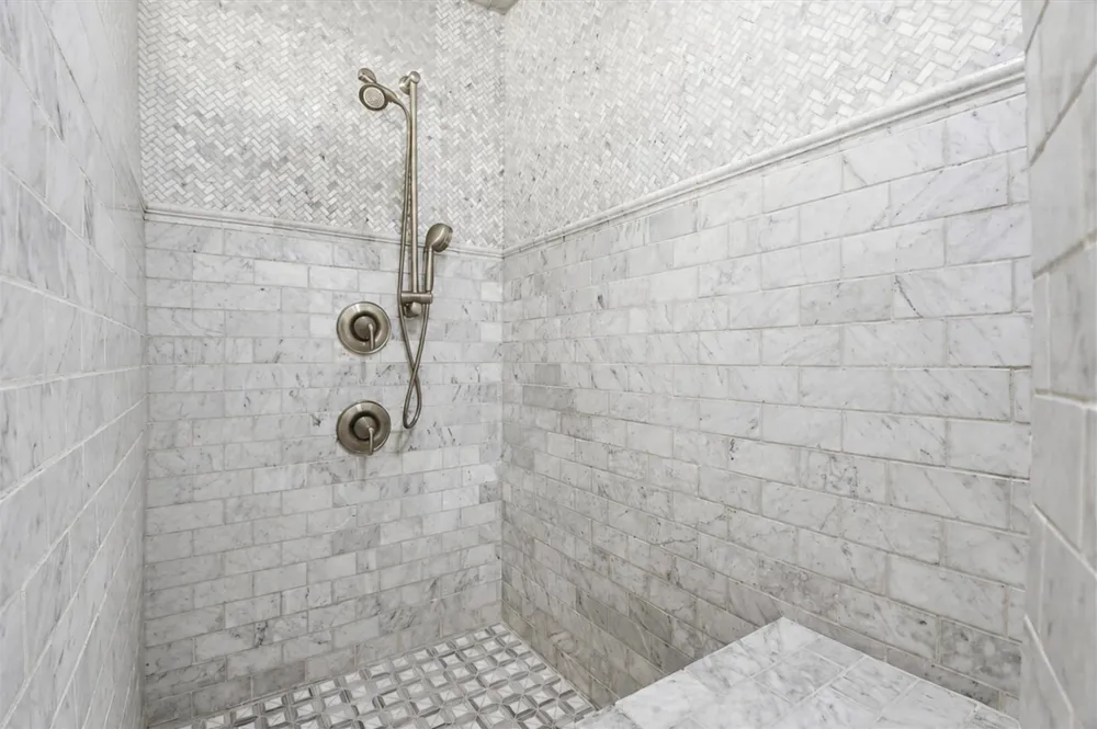 1111 W 26th Street Houston, TX 77008