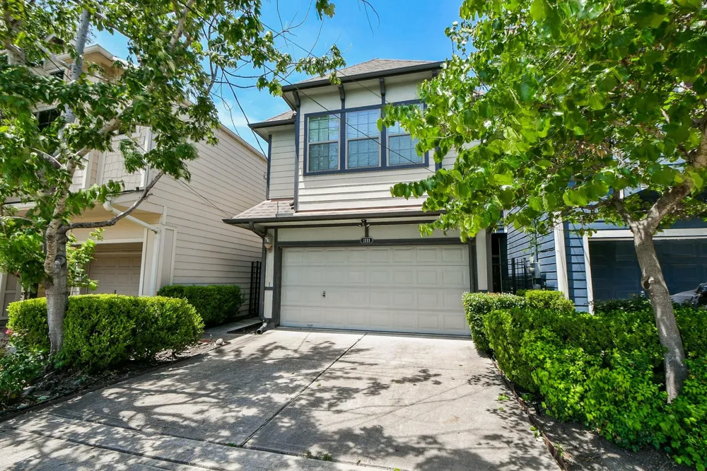 1111 W 26th Street Houston, TX 77008