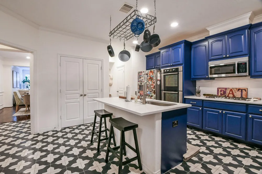 1111 W 26th Street Houston, TX 77008