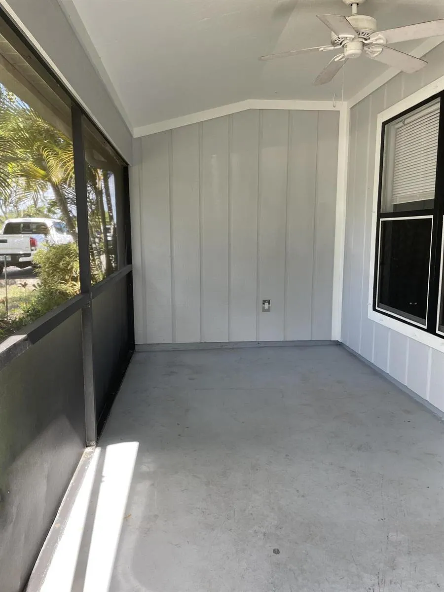 9037 SE HOBE RIDGE AVENUE Hobe Sound, FL 33455