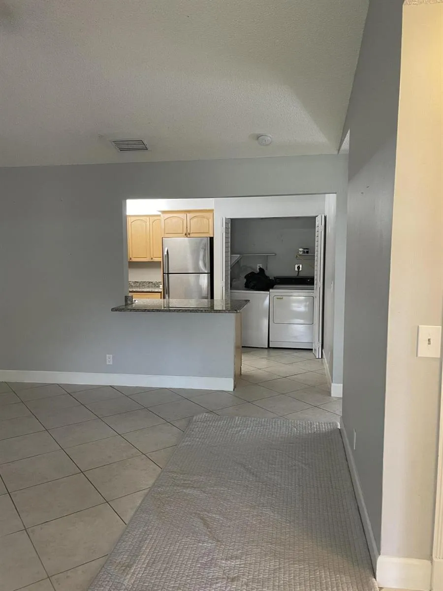 9037 SE HOBE RIDGE AVENUE Hobe Sound, FL 33455