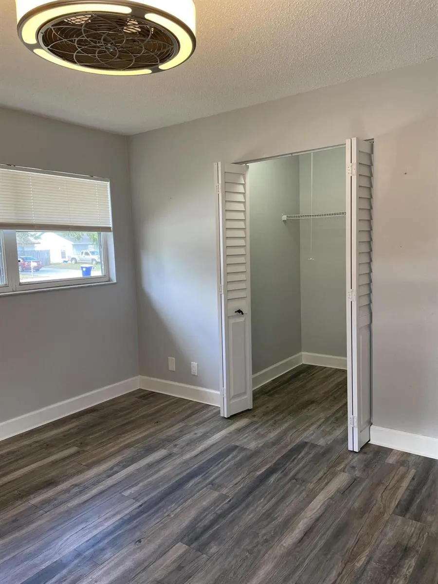 9037 SE HOBE RIDGE AVENUE Hobe Sound, FL 33455