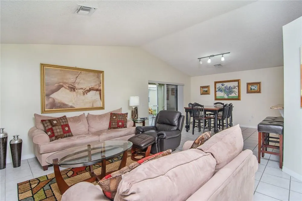 4297 Pine Ridge Court Weston, FL 33331