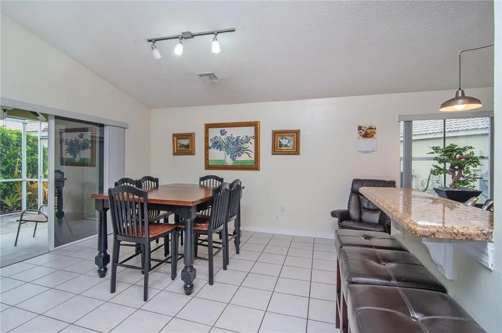 4297 Pine Ridge Court Weston, FL 33331