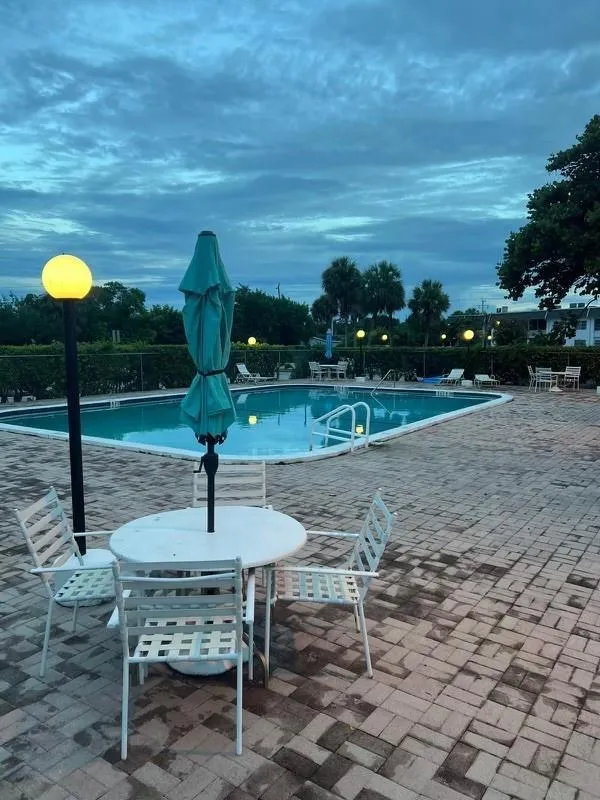 6505 Winfield Boulevard #B-5 Margate, FL 33063