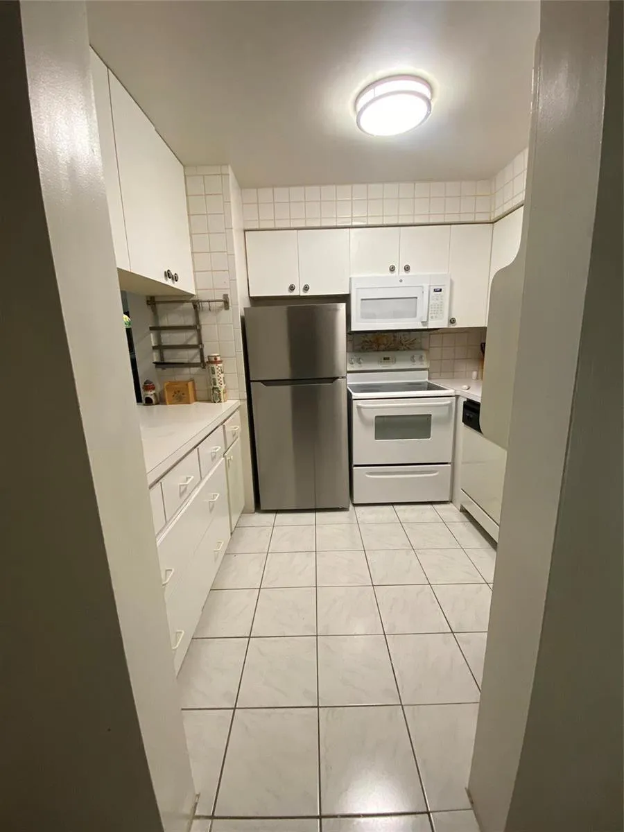 6505 Winfield Boulevard #B-5 Margate, FL 33063