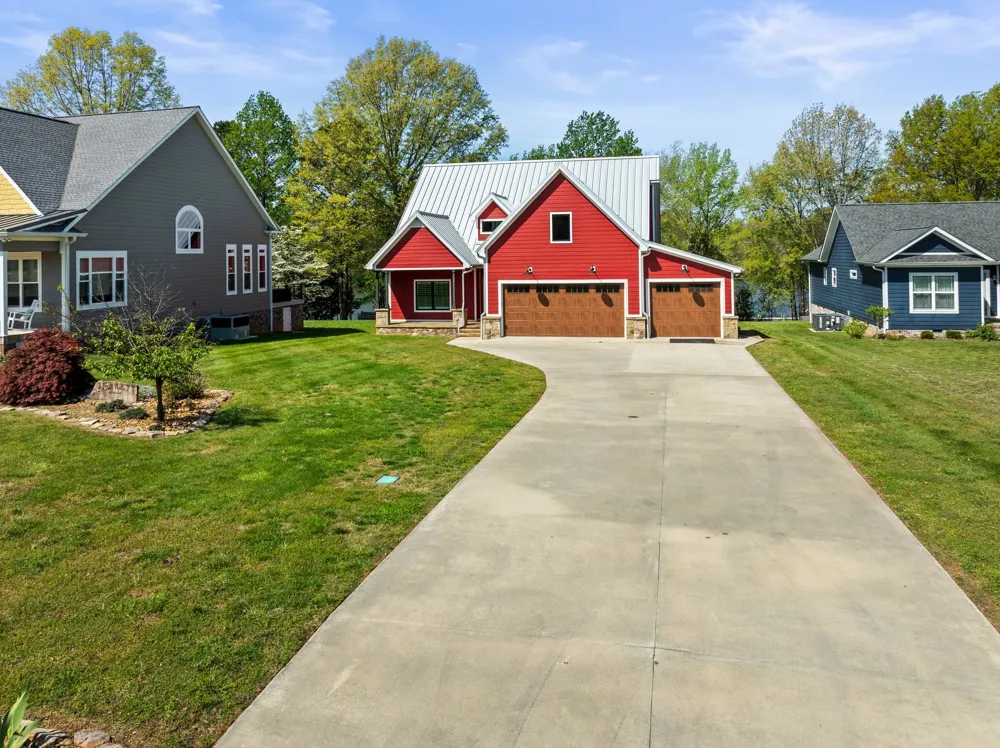 171 Cypress Point Dr Winchester, TN 37398