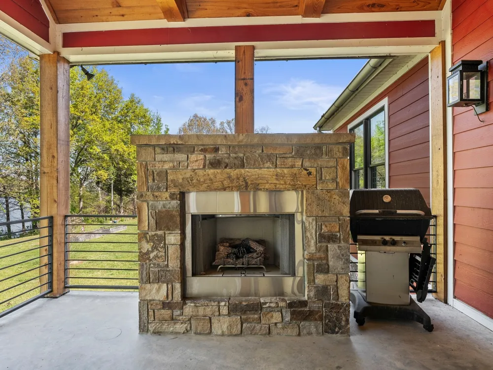171 Cypress Point Dr Winchester, TN 37398