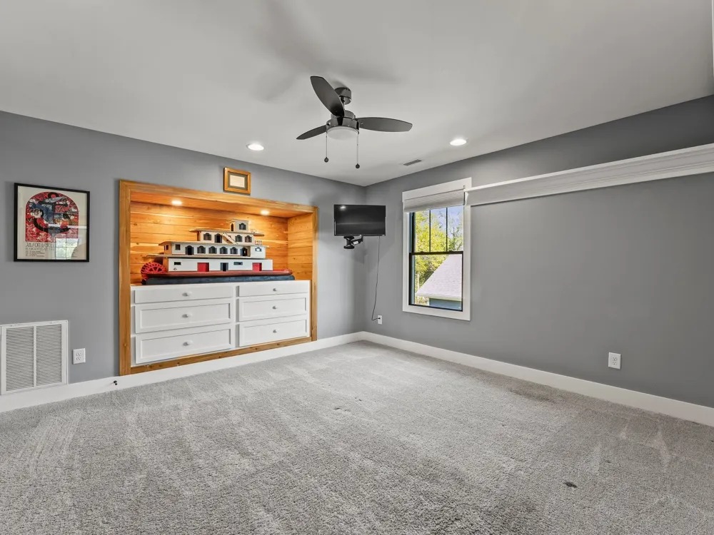 171 Cypress Point Dr Winchester, TN 37398
