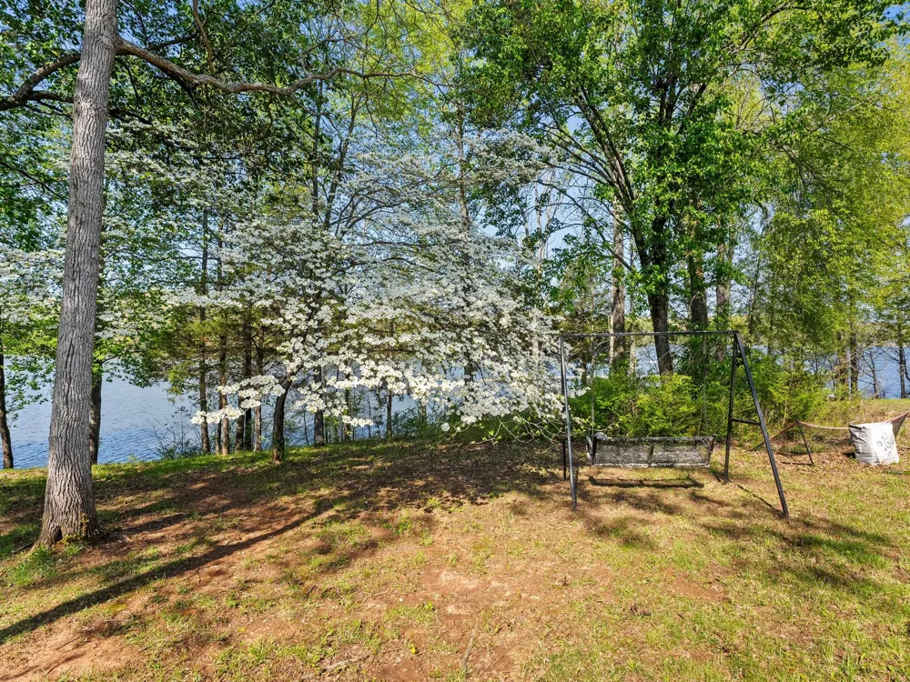 171 Cypress Point Dr Winchester, TN 37398