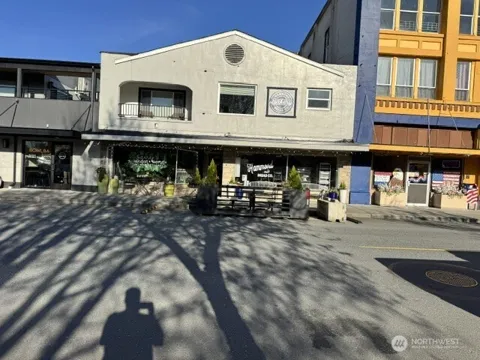 121 Olymipic Avenue #1